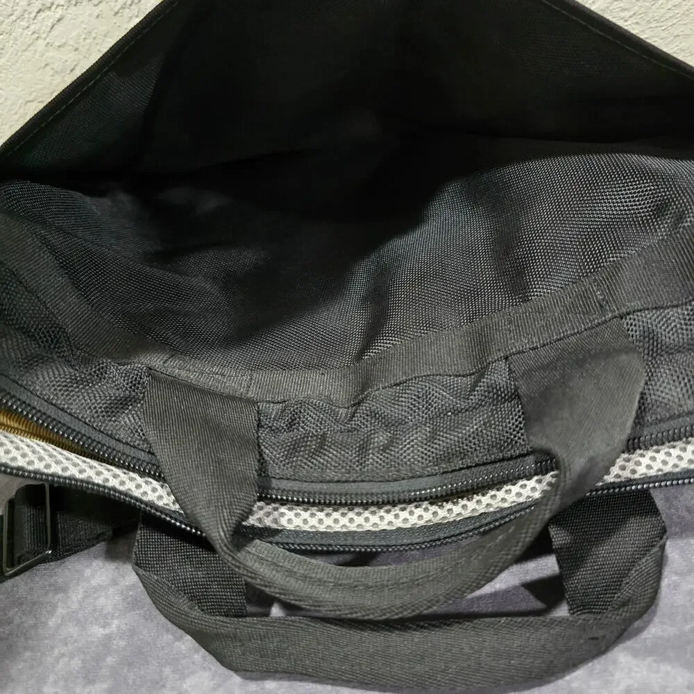 Targus Multi Purpose Black Work & Laptop Padded Messenger Travel Computer Bag